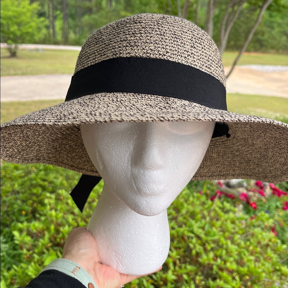 Furtalk Chic Women's Sun Hat with Black Ribbon Band, with adjustable headband.
